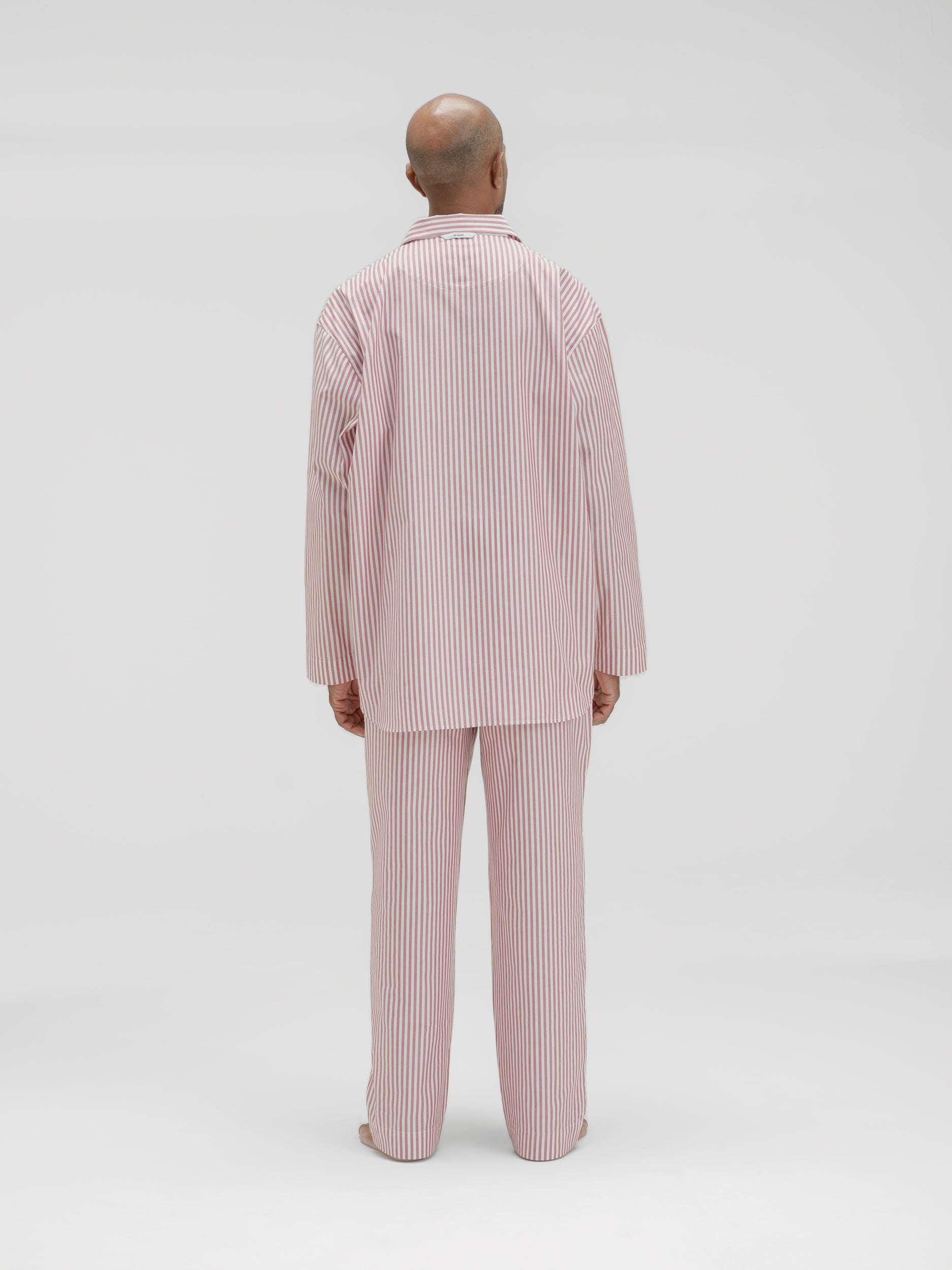 avonte_sustainabel_sleepwear_pyjama_rusty_red_stripe_m_back_nirenmahajan
