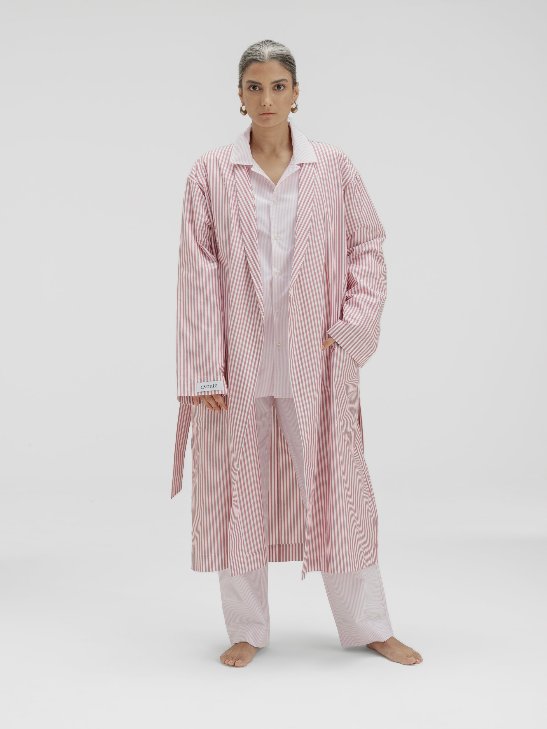 avonte_sustainable_sleepwear_robe_rusty_red_stripe_front4_nirenmahajan