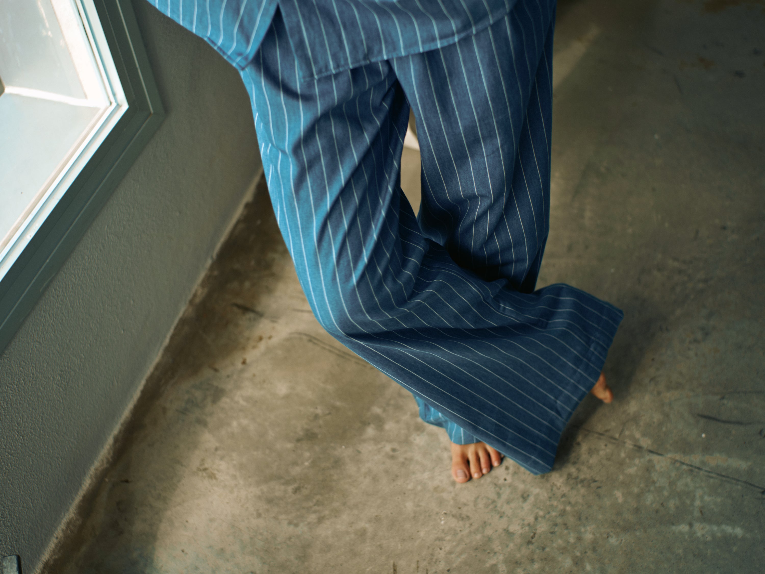 Wideleg Pyjamahose - ocean pinstripe