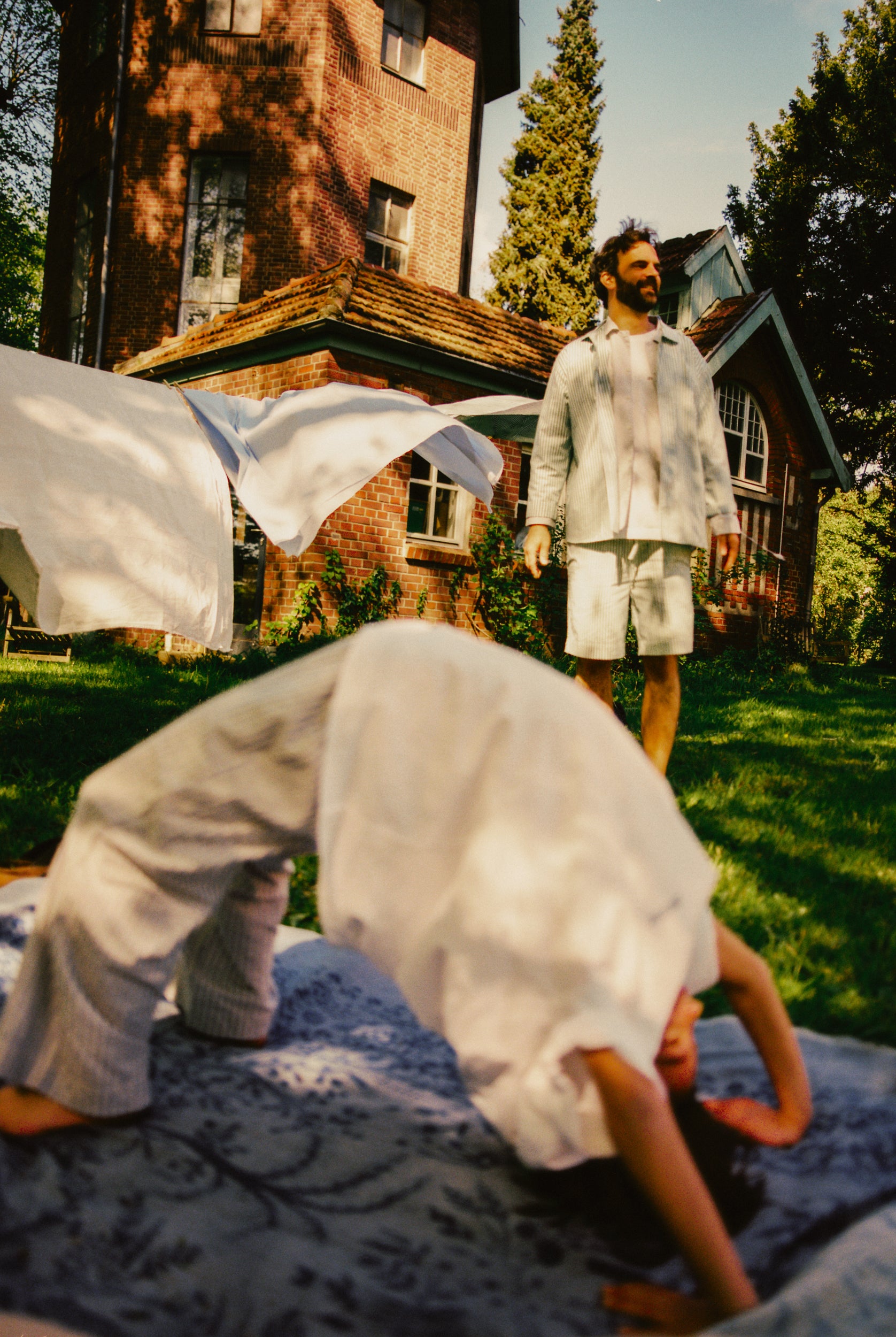 avonte-Summer-2024_sustainable sleepwear_outside5_credits Niren Mahajan.jpg