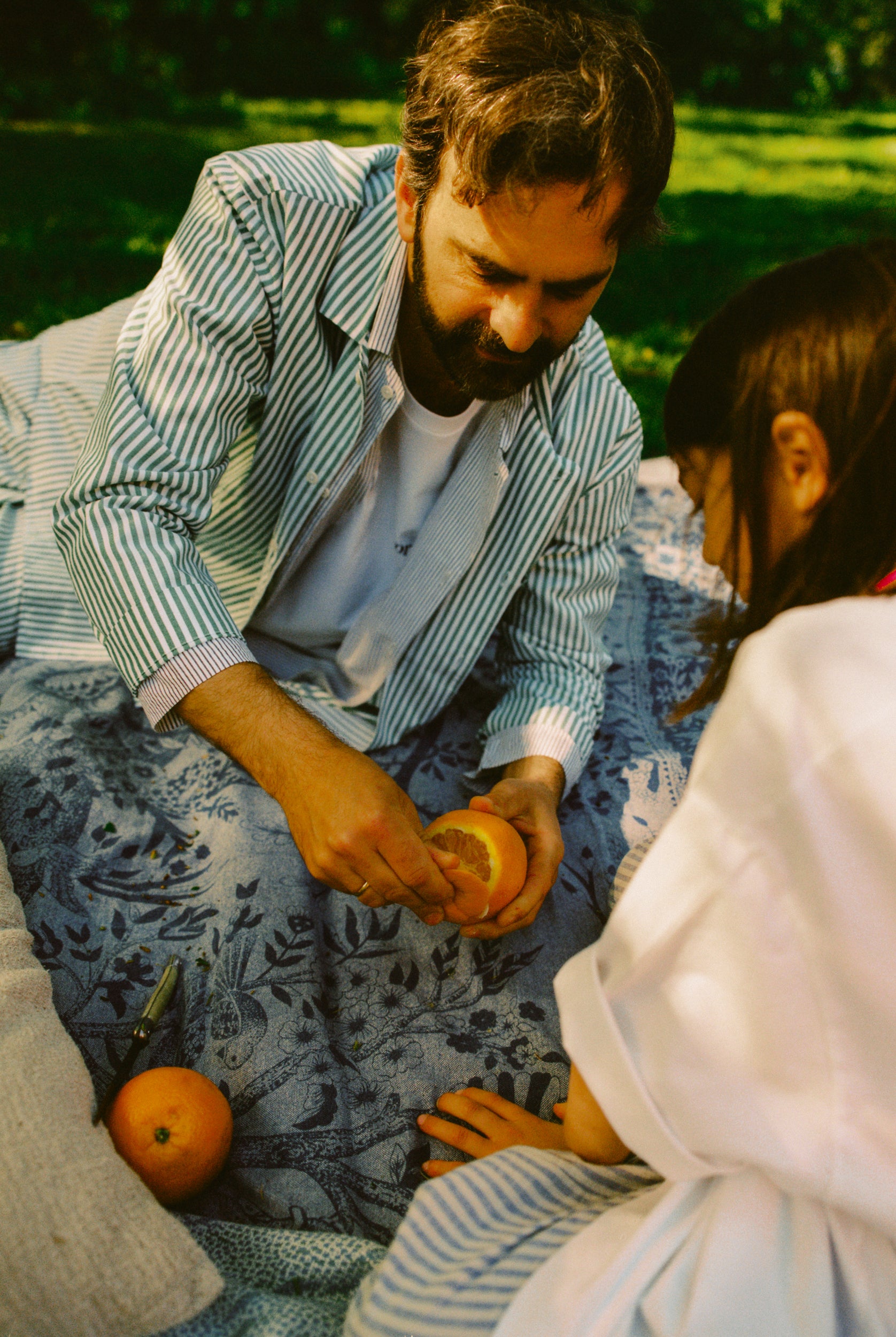 avonte-Summer-2024_sustainable sleepwear_outside7_credits Niren Mahajan.jpg