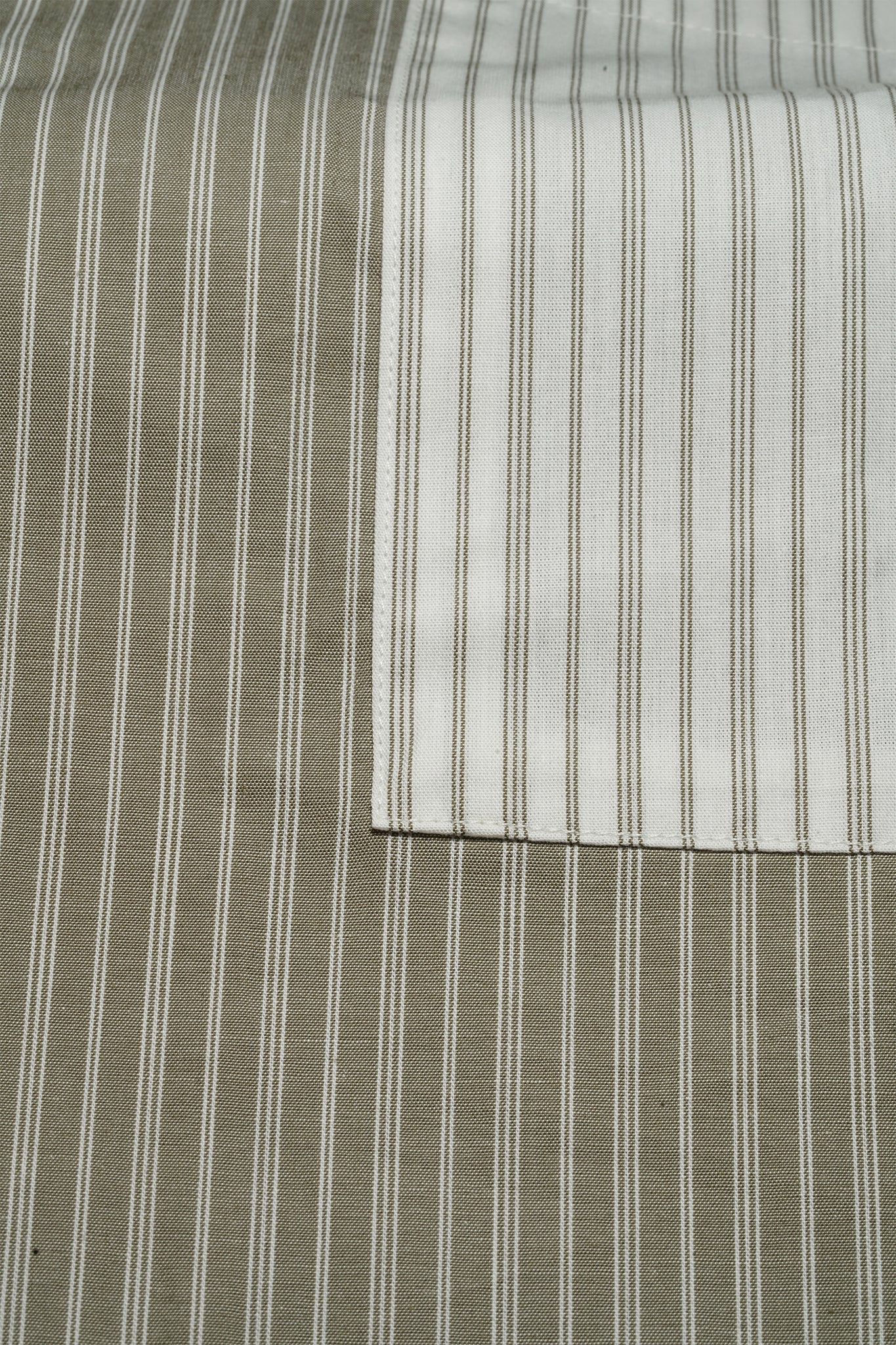 Pyjamaset (Hemd + Hose) - olive pinstripe mix