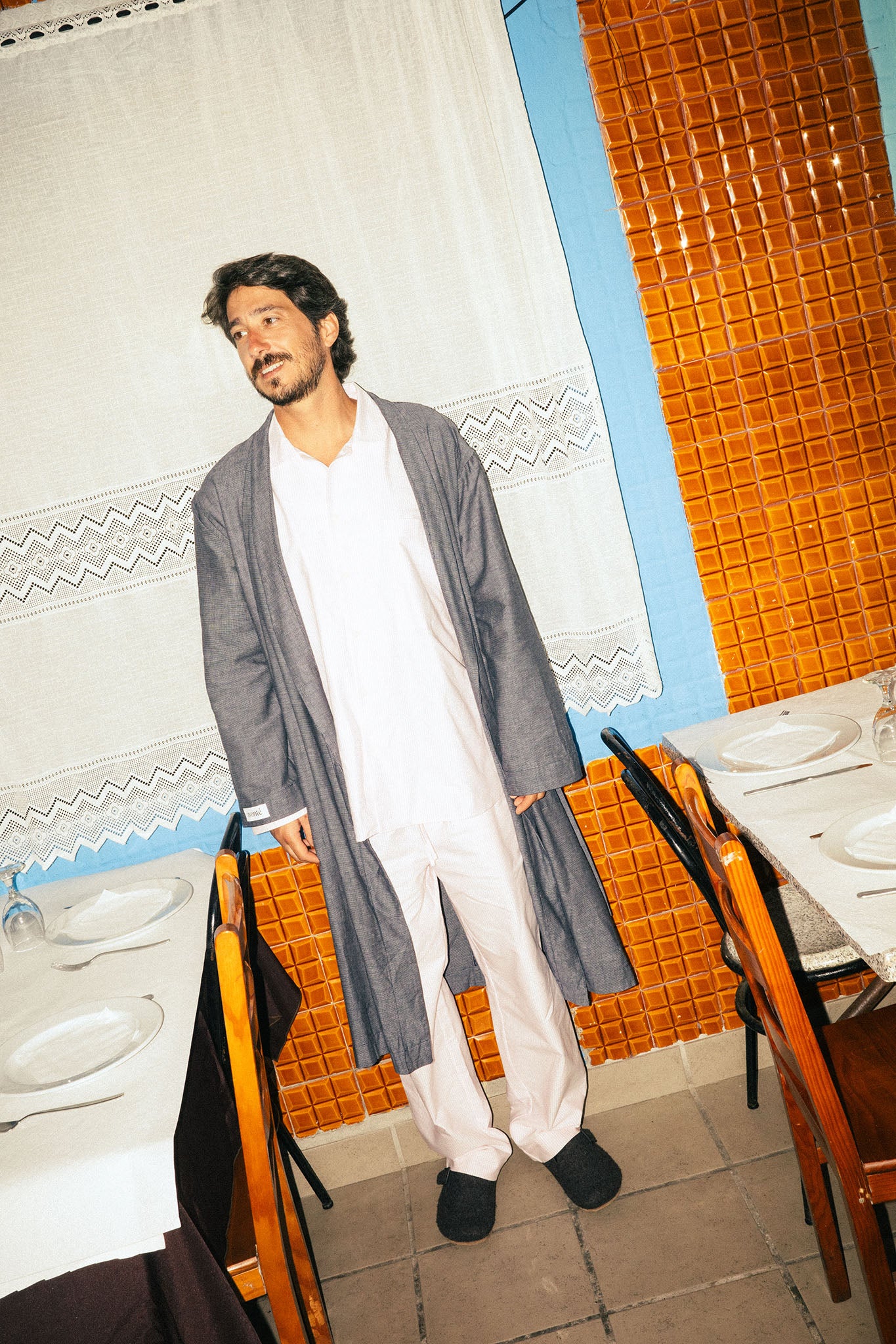 avonte_FW2024Campaign_sustainable sleepwear_Robe structured blue_@NirénMahajan.jpg