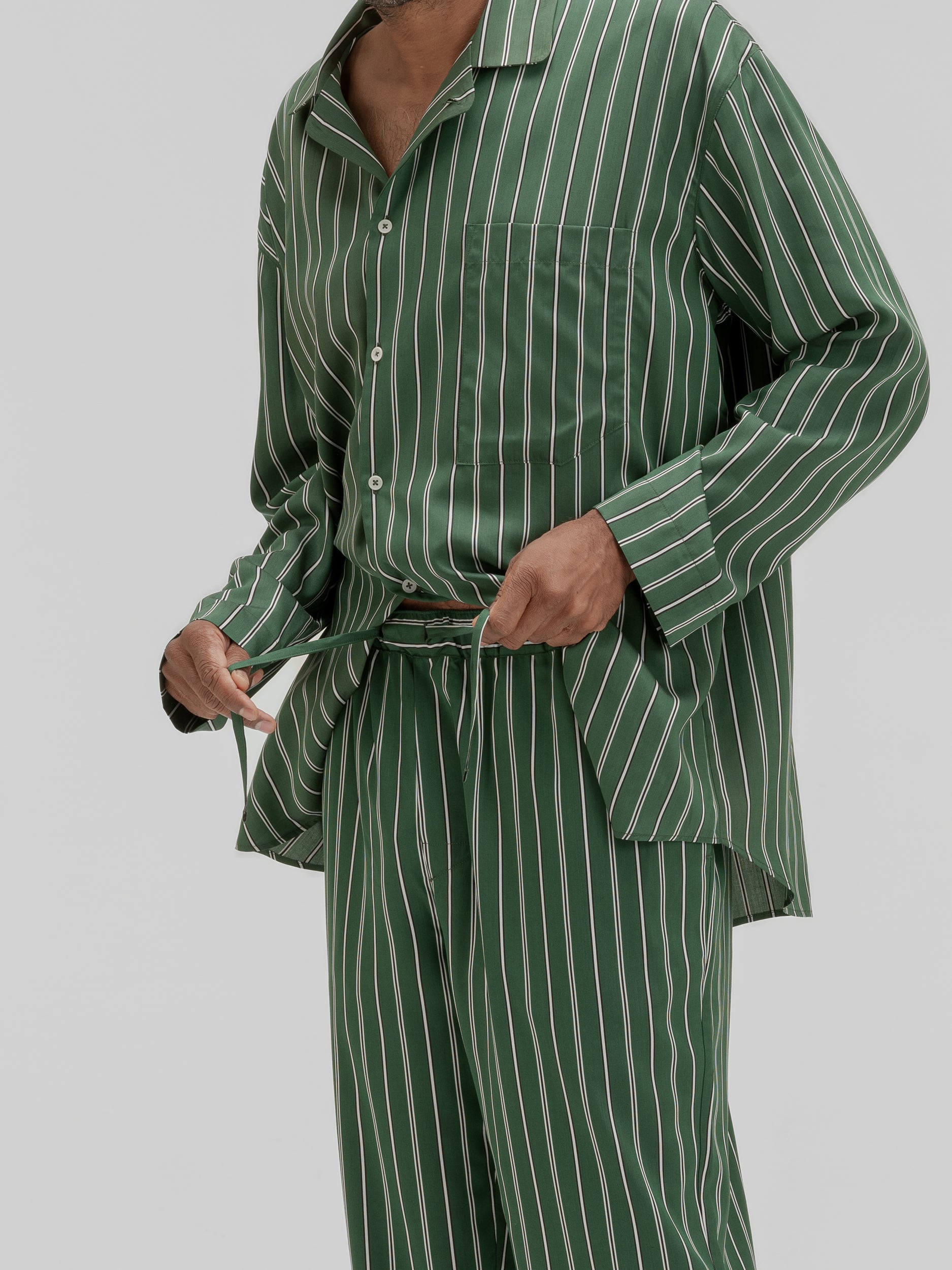 avonte_sustainable_sleepwear_mossy_green_stripe_pants_detail_nirenmahajan