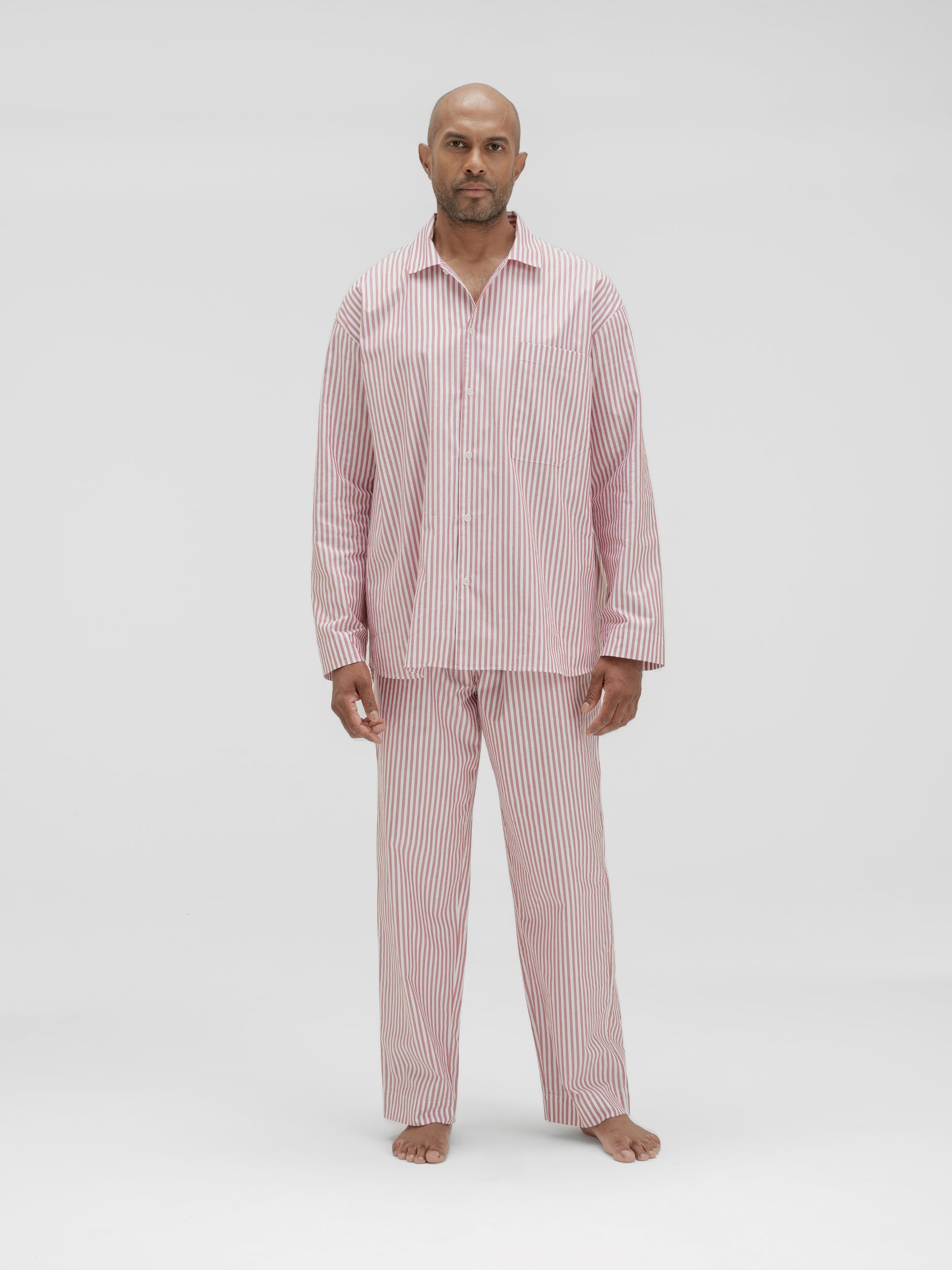 avonte_sustainable_sleepwear_pyjama_rusty_red_stripe_m_front_nirenmahajan
