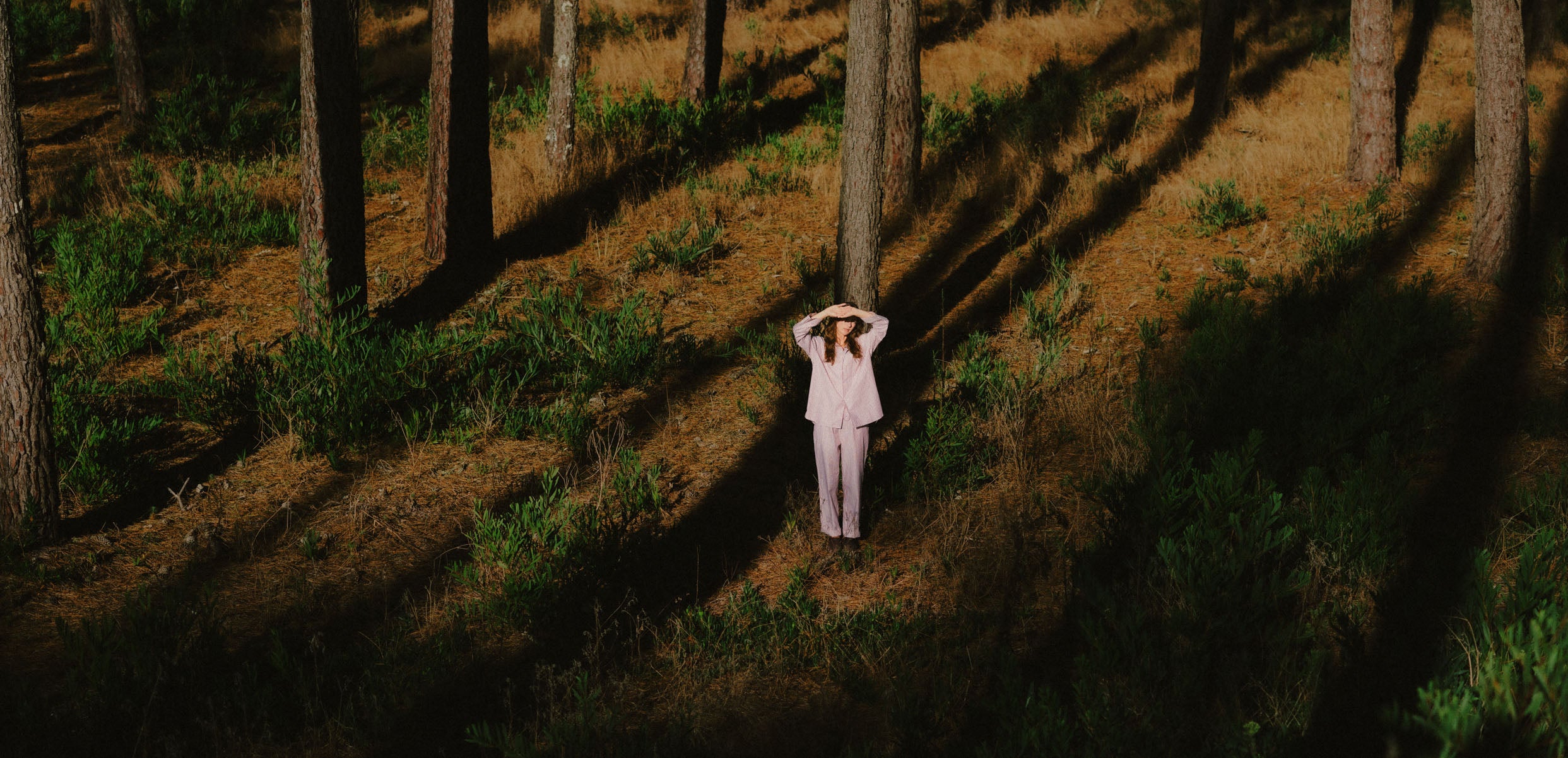 avonte_sustainable sleepwear_pyjama rusty red stripe_model_forest_@nirenmahajan