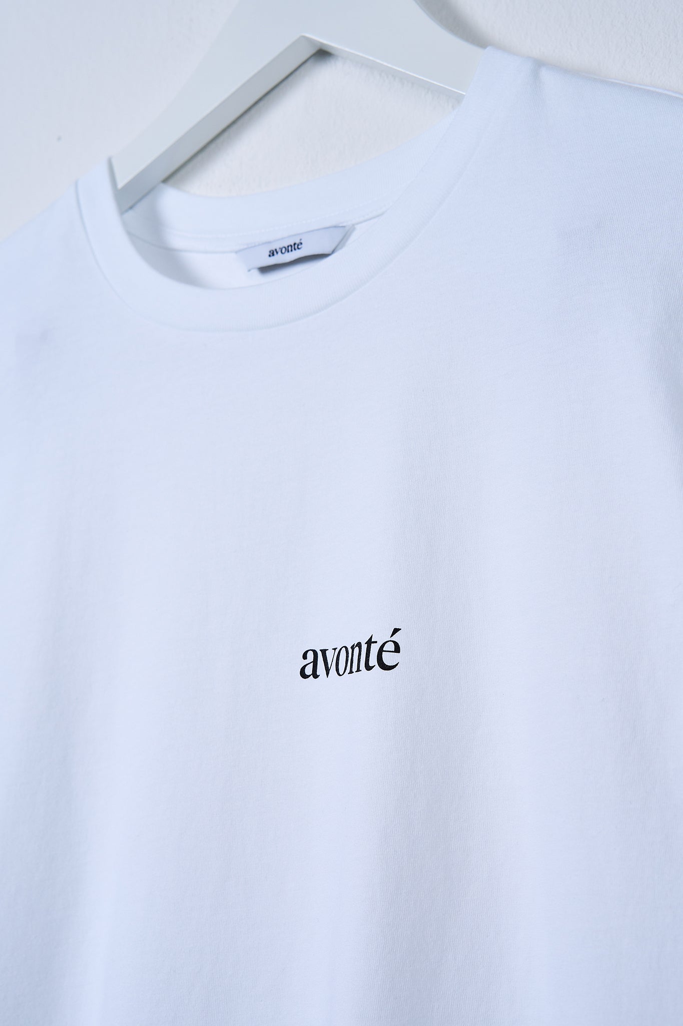 T-Shirt Avonteé Logo - white